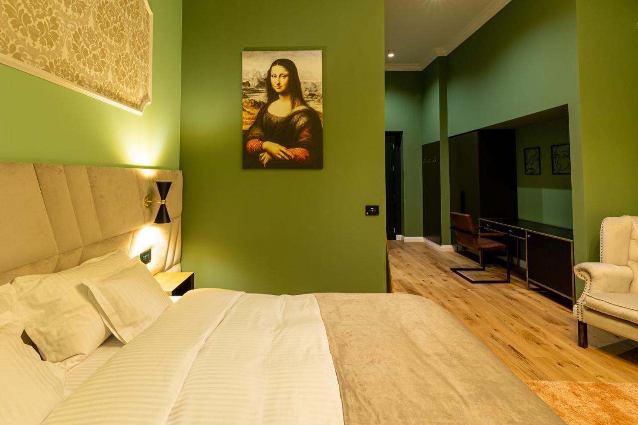 Boutique Hotel Cocosul De Aur Targu Mures Exterior photo